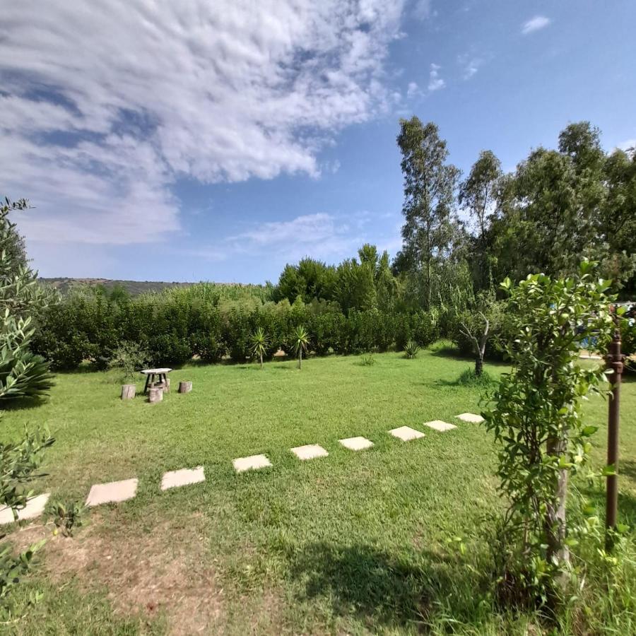 Santu Paulu Country House Posada Kültér fotó